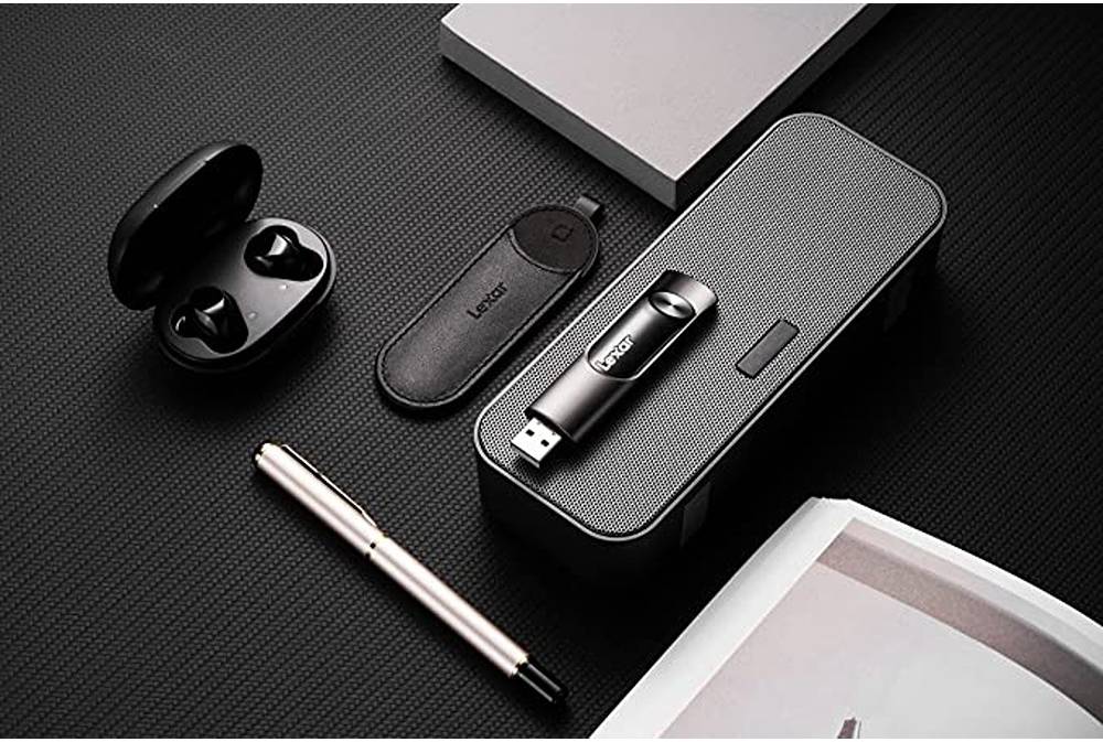 1756264944 738 راهنمای خرید بهترین برند فلش مموری در بازار ۱۴۰۴ آفتاب شرق