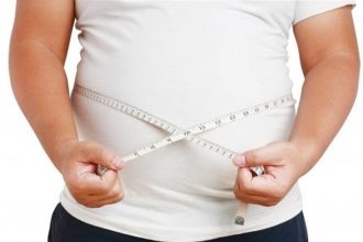 بستن شکم با پلاستیک میانه ورزش علتکاهش وزن می شود؟_آفتاب شرق 3 بستن شکم با پلاستیک حین ورزش باعث کاهش وزن میشود؟