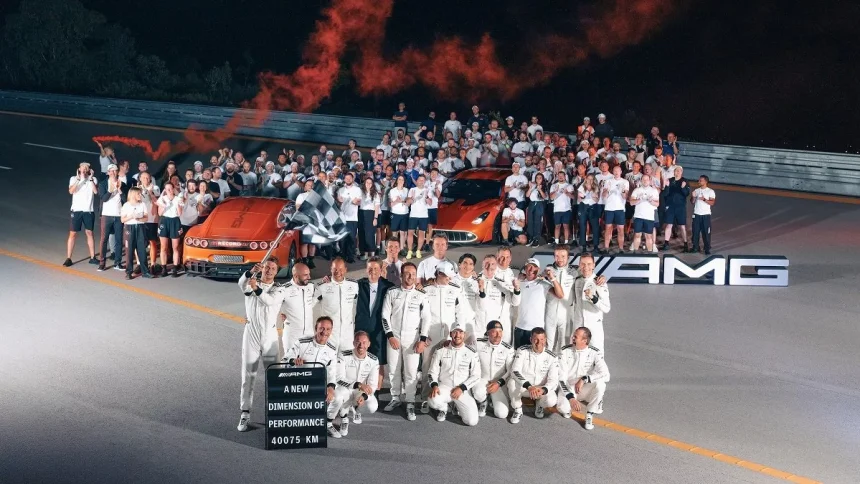 مرسدس AMG GT XX در ۷.۵ روز،‌ دور دنیا را طی کرد