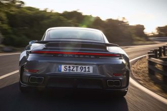 پورشه ۹۱۱ توربو S مدل ۲۰۲۶ معارفه شد؛ نیرومندترین ۹۱۱ تاریخ با شتاب ۲.۵ ثانیه_آفتاب شرق 5 پورشه ۹۱۱ توربو S
