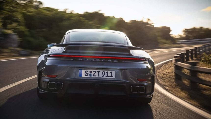 پورشه ۹۱۱ توربو S مدل ۲۰۲۶ معارفه شد؛ نیرومندترین ۹۱۱ تاریخ با شتاب ۲.۵ ثانیه_آفتاب شرق 5 پورشه ۹۱۱ توربو S