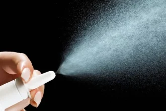 اسپری بینی آزلستین توانسته موارد ابتلا به COVID-19 را دو سوم افت دهد_آفتاب شرق 7 اسپری آزلستین