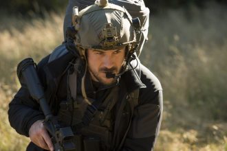 سریال جنگی Six (2017-2018)
