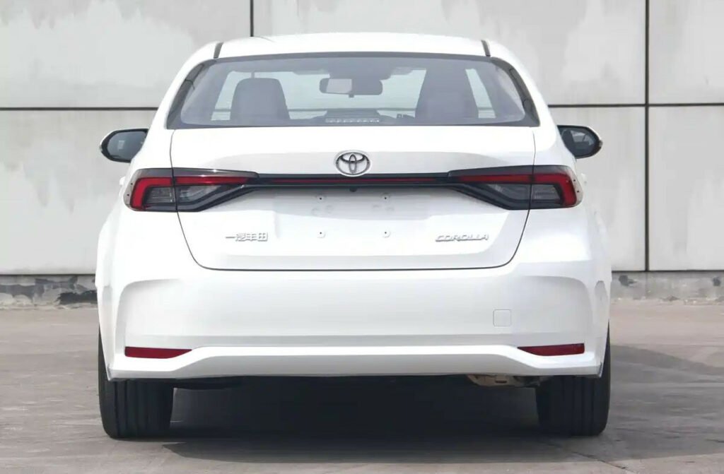 نسخه چینی تویوتا کرولا فیسلیفت شد، شباهتهای زیاد تر به کمری_آفتاب شرق 4 فیس لیفت