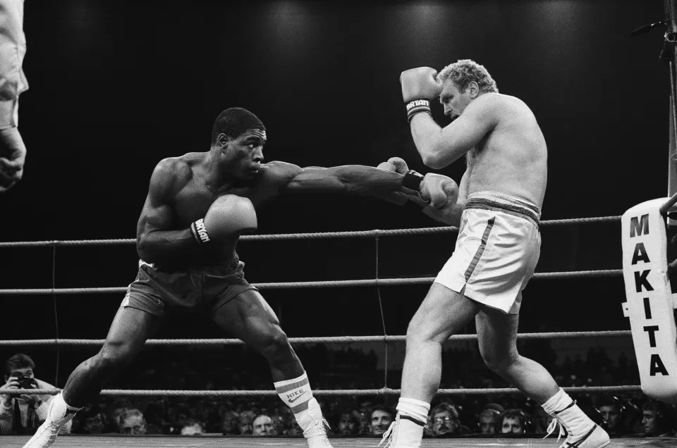 مرگ بوکسوری که دو بار با محمدعلی مبارزه کرد_آفتاب شرق 32 1757953612 245 مرگ بوکسوری که دو بار با محمدعلی مبارزه کرد آفتاب شرق.webp