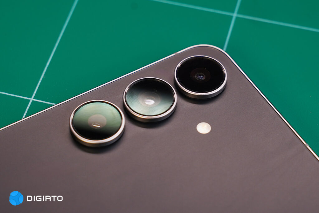 بازدید گلکسی S25 FE؛ پرچمدار اقتصادی سامسونگ با فرمول درست_آفتاب شرق 33 1758160530 211 بازدید گلکسی S25 FE؛ پرچمدار اقتصادی سامسونگ با فرمول درست آفتاب