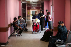 طبیبان عشق پایتخت | چطور توزیع نامناسب پزشکان به مرگ بیماران انجامید؟_آفتاب شرق 3 طبیبان عشق پایتخت | چگونه توزیع نامناسب پزشکان به مرگ بیماران انجامید؟