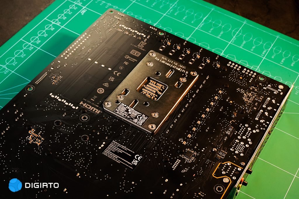 1758639105 257 معارفه مادربرد ASUS X870 MAX GAMING WIFI7 آینده‌نگری برای Ryzen