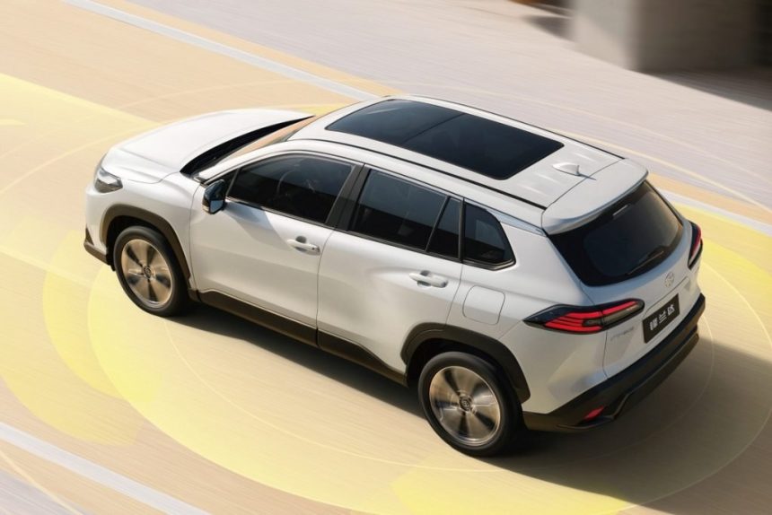 تویوتا فرانت‌لندر