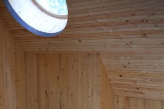 آزمایش اولین توالت بدون آب جهان که مدفوع را با قارچ به کود تبدیل میکند_آفتاب شرق 9 طراحی داخلی توالت بدون آب MycoToilet