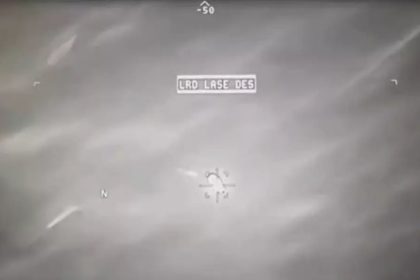 شلیک پهپاد آمریکایی به سمت یک جسم ناشناس پرنده