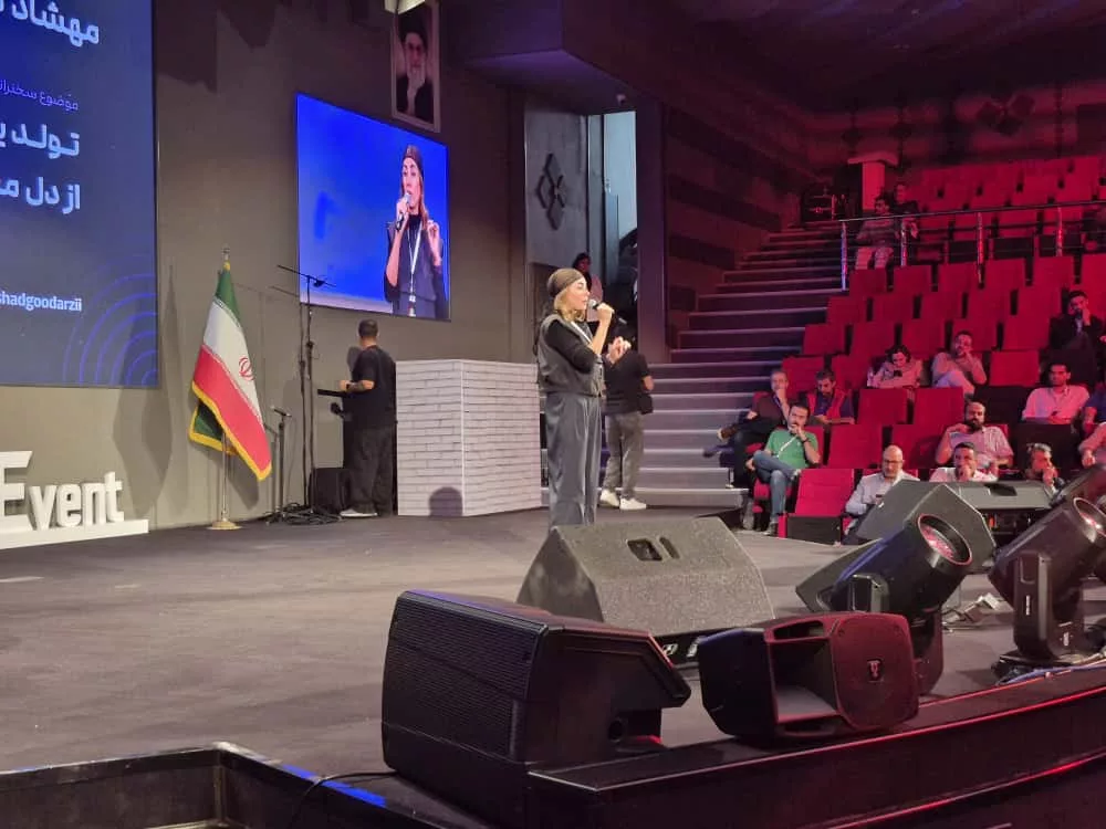 درآمد ۱۹۷ میلیارد تومانی تولیدکنندگان محتوا از آپارات در سال ۱۴۰۳_آفتاب شرق 12 درآمد ۱۹۷ میلیارد تومانی تولیدکنندگان محتوا از آپارات در سال.webp