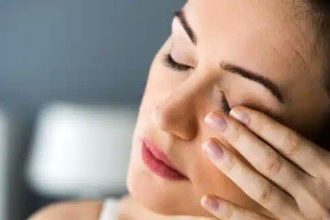 علت درد پشت چشم چیست؟_آفتاب شرق 5 علت درد پشت چشم چیست؟