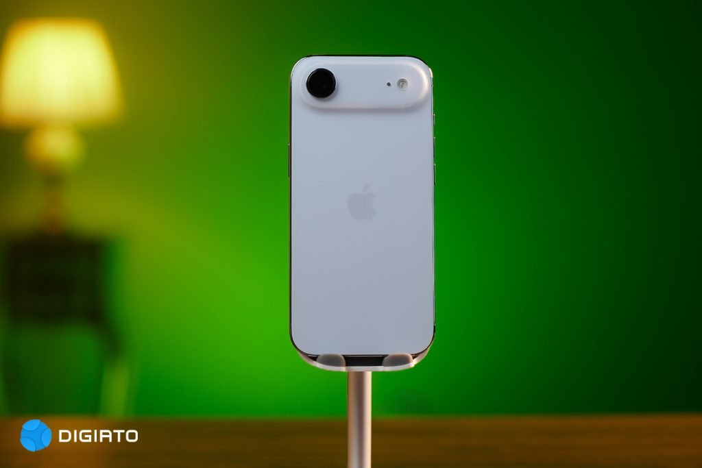 درمورد این گوشی سریع قضاوت نکنید_آفتاب شرق 44 1759978314 658 درمورد این گوشی سریع قضاوت نکنید آفتاب شرق