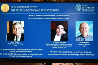 برندگان جایزه نوبل اقتصاد سال ۲۰۲۵ معارفه شدند؛ رشد با پشتیبانی فناوری_آفتاب شرق 11 برندگان نوبل اقتصاد 2025