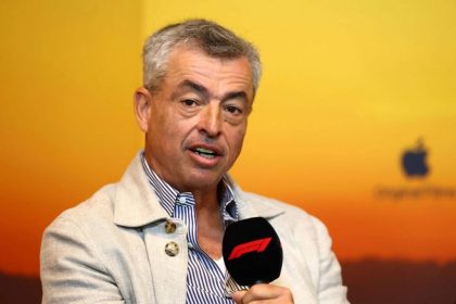 مدیر اپل علت حذف «پلاس» از نام سرویس استریم Apple TV را توضیح داد_آفتاب شرق 20 توضیح ادی کیو درباره دلیل حذف پلاس از Apple TV