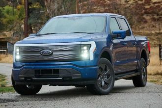 فورد F-150 لایتنینگ