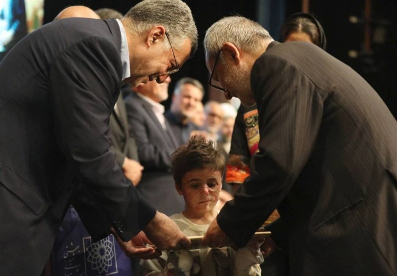 آثار سوختگی ناشی از جنگ بر تن «کیان قاسمیان»/خواسته خانواده از وزارت بهداشت چیست؟ + فیلم