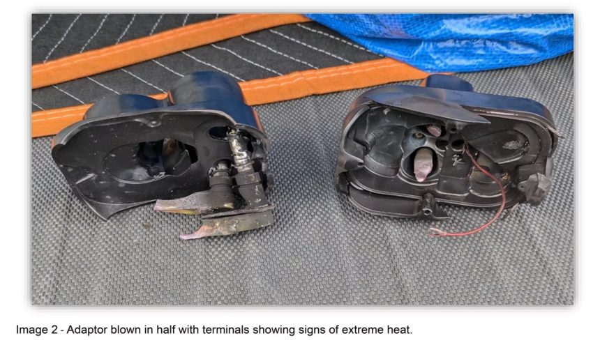 انفجار آداپتور شارژر لحظاتی بعد از اتصال به خودروی تسلا + ویدیو_آفتاب شرق 1 انفجار آداپتور شارژر لحظاتی پس از اتصال به خودروی تسلا + ویدیو