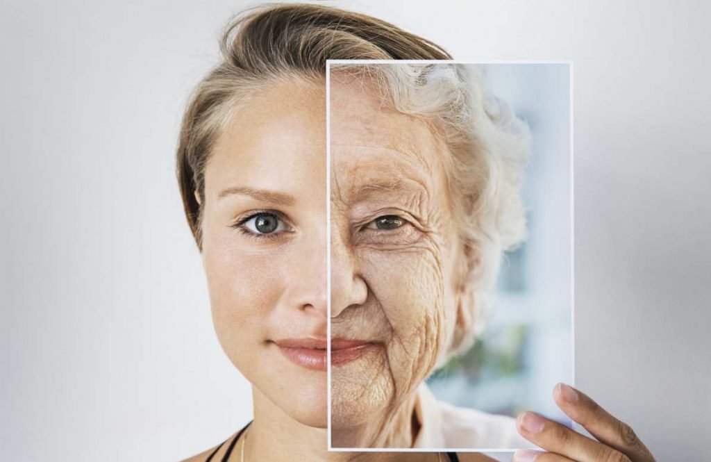 کارکرد ذهن انسان در 55 تا 60 سالگی به اوج خود میرسد_آفتاب شرق 4 مقایسه چهره میانسالی و جوانی