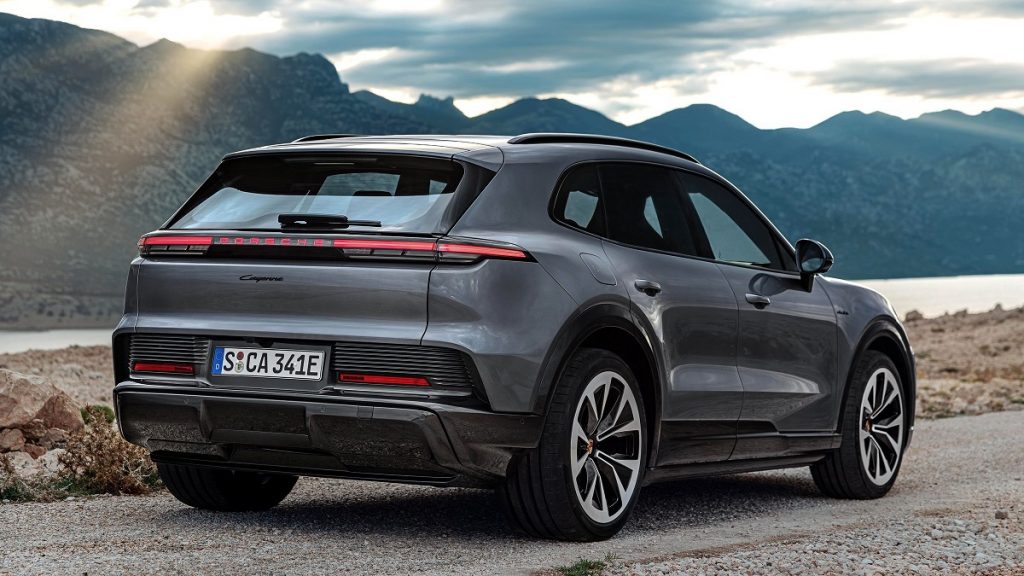 پورشه کاین برقی