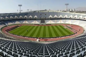 نخستین حضور زنان تماشاگر در ورزشگاه امام رضا (ع) در مشهد