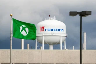 مایکروسافت برای افزایش تولید کنسول ایکس‌باکس با فاکسکان همکاری می‌کند