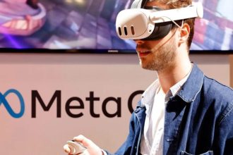 کار کردن با هدست متا