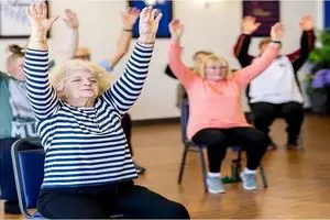 انجام کارهای داوطلبانه باعث کندی روند زوال عقل در سالمندان می‌شود