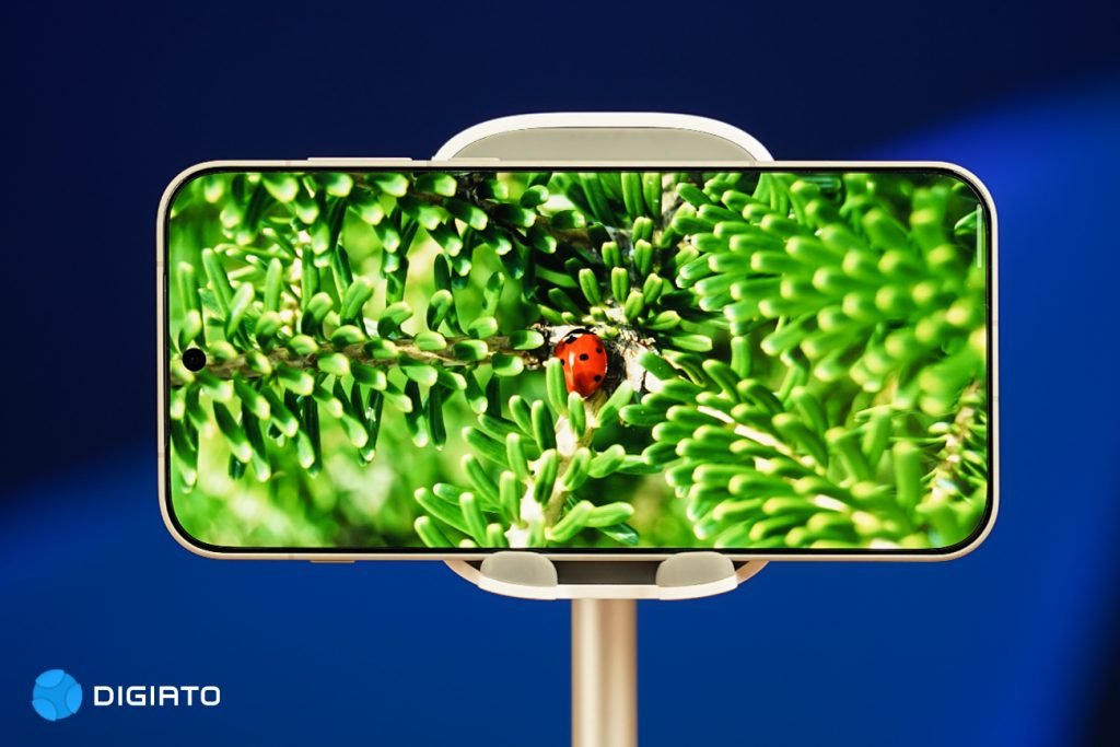 بازدید گوشی OnePlus 15: برگشت یک رقیب کمادعا_آفتاب شرق 77 1765498548 946 بازدید گوشی OnePlus 15 برگشت یک رقیب کمادعا آفتاب شرق