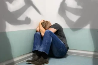 علائم-مصرف-کمیکال-چیست؟-min