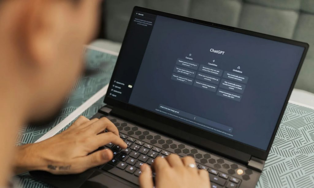 کار با ChatGPT