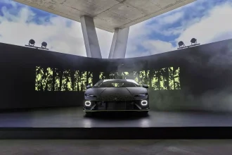 جادوی رنگ در لامبورگینی تمراریو؛ ۳۲۰ ساعت کار دست برای خلق یک شاهکار