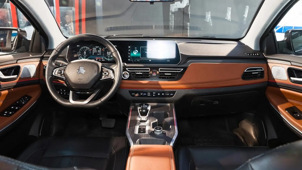 سایپا آریا | بازدید کامل ماشین آریا سایپا + مشخصات فنی و امکانات_آفتاب شرق 17 کابین