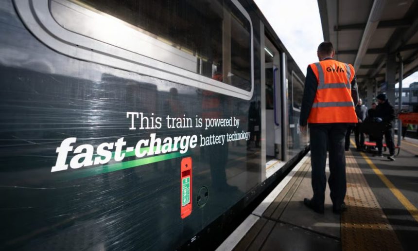 قطار برقی بریتانیا