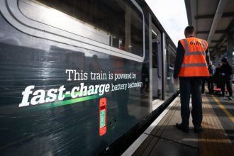 قطار برقی بریتانیا