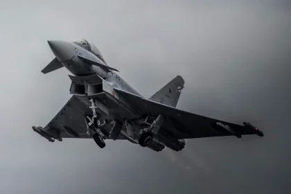 جنگنده تایفون