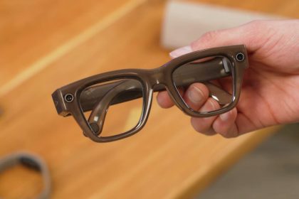 عینک هوشمند متا