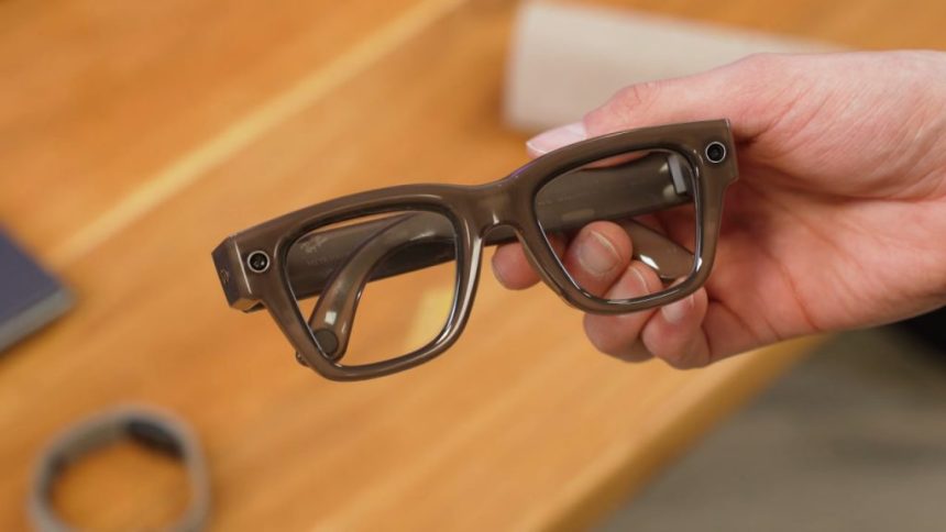 عینک هوشمند متا