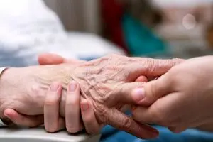 نقش ابزار دیجیتال در زوال عقل زودرس