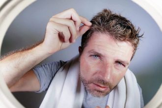 پیدا کردن تار موی سفید