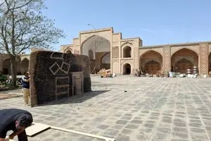 مهیّا شدن مساجد و مصلّی‌های نماز جمعه برای خدمت‌رسانی شبانه‌روزی به هم‌وطنان