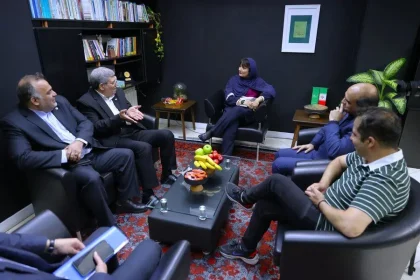 حسینی در بازدید از خبرفوری: ۱۰ هزار نفر تا به امروز در طرح سنجش ملی سلامت روان ثبت‌نام کردند