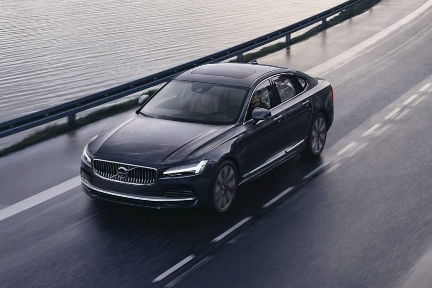 ولوو S90
