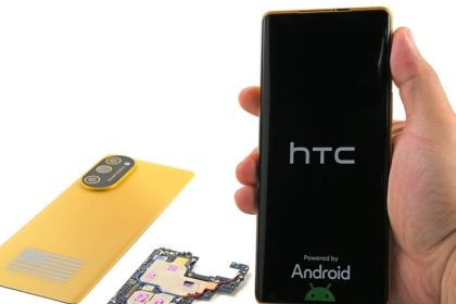 گوشی ترامپ و HTC