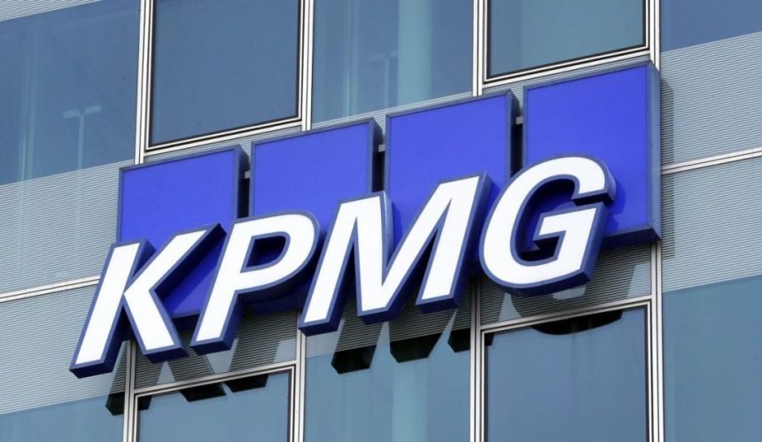 رسوایی KPMG؛ گزارش مهم مزایای هوش مصنوعی پر از توهمات هوش مصنوعی بود