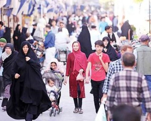 انتقاد تند روزنامه اصولگرا از حضور اتباع افغانستان در ایران