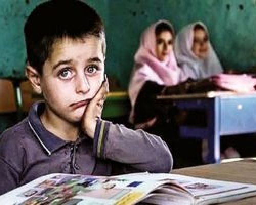 تفاوت نمره بچه های فقیر و غنی؛ آمارها یک فاجعه پنهان را فریاد می‌زنند!