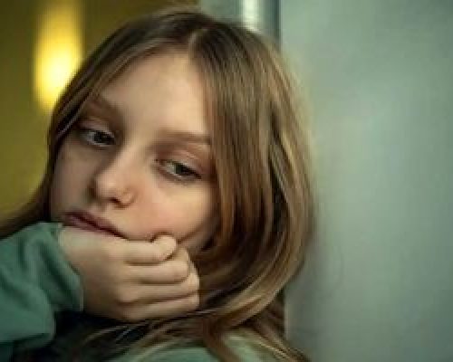 چرا برخی افراد باهوش‌ تر، اندوهگین‌ترند؟