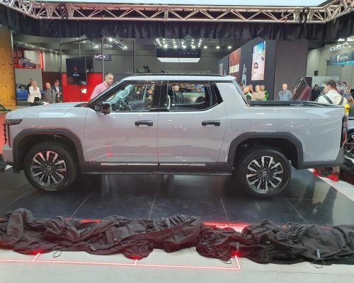 ام جی U9